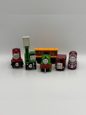 RARE Vintage Thomas the Train Celebration James Alfie Percy Bertie Bus Zoo Toys